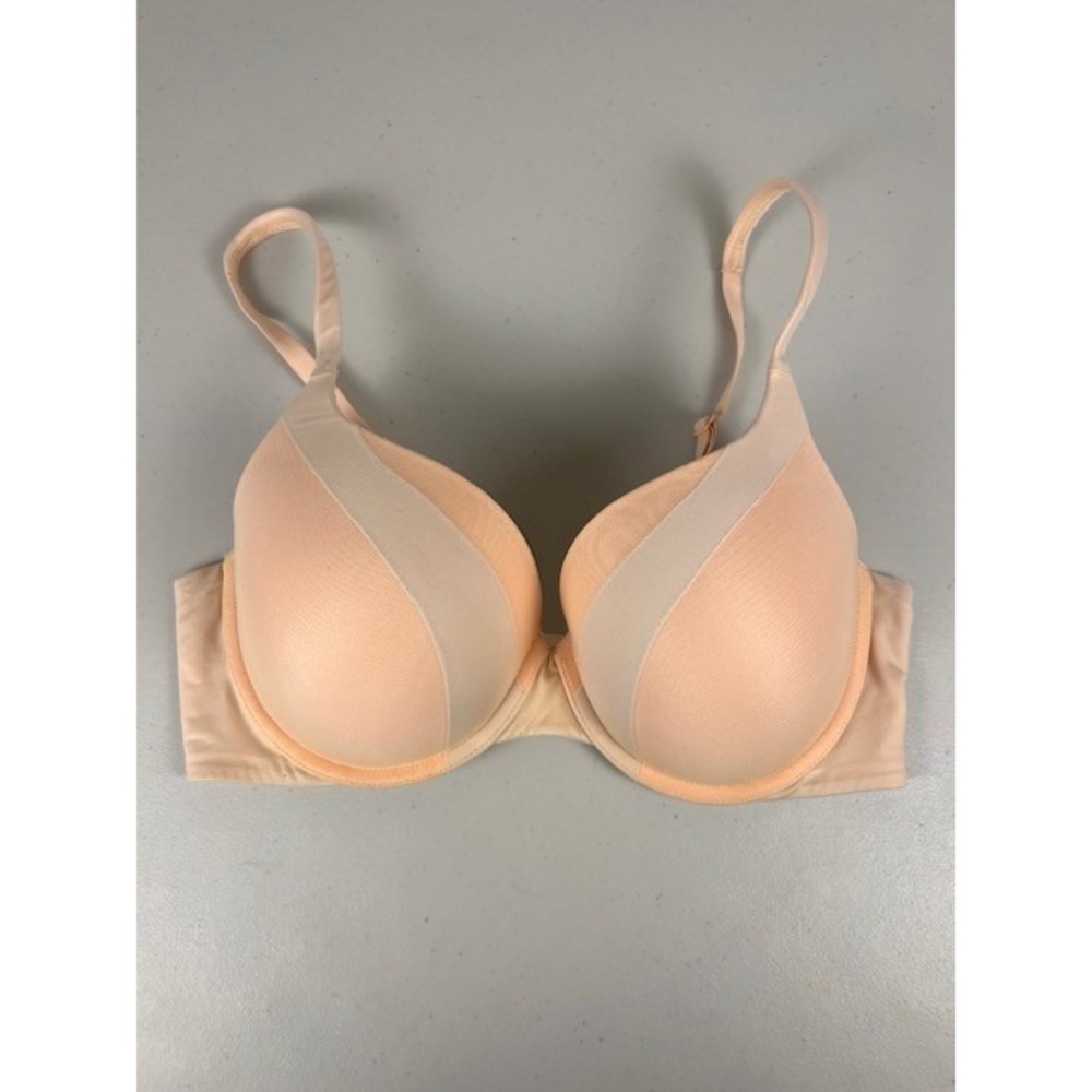 Victoria's Secret Body by Victoria Perfect Shape Mesh Front Close Bra Peach 36D